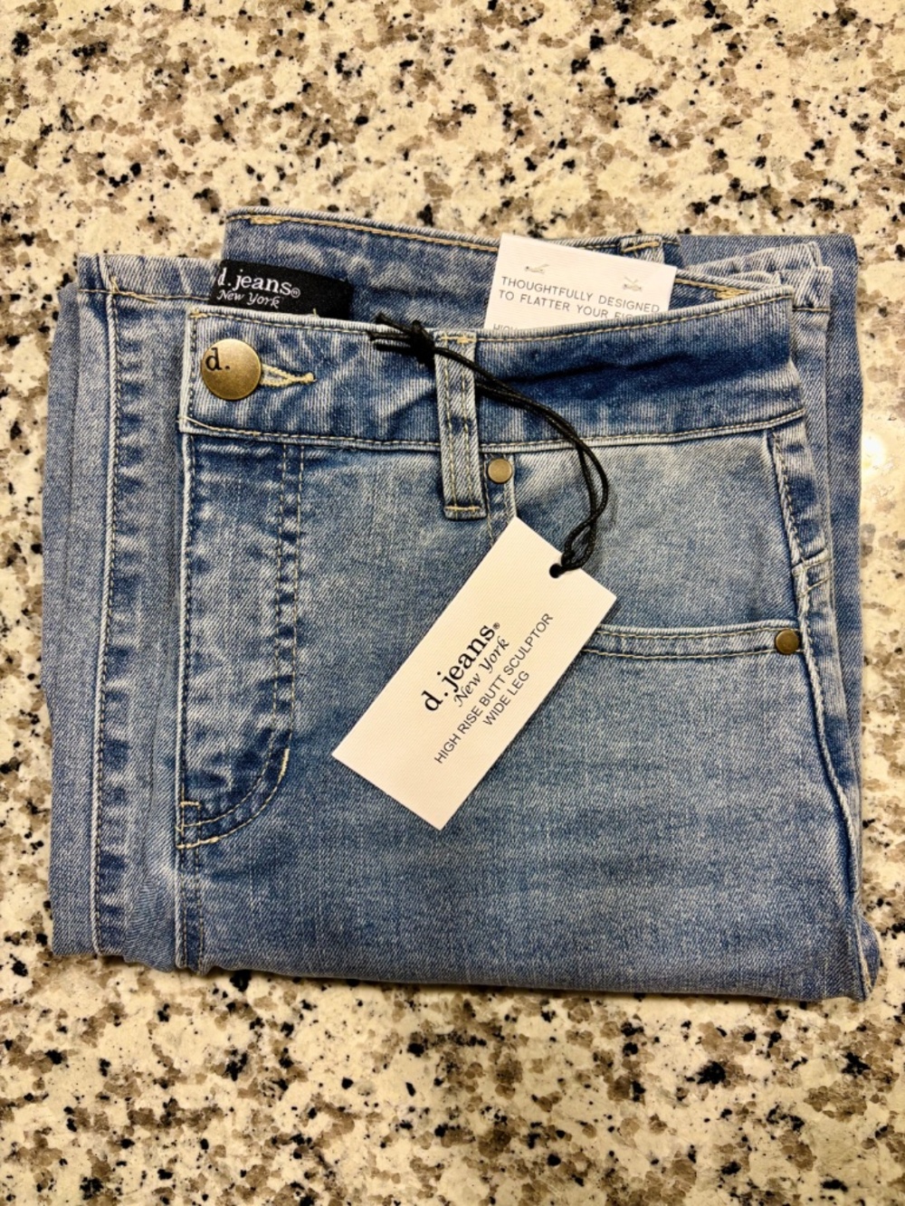 D. JEANS High Rise Wide Leg Fit Solution Jeans ♥️ - Picture 6 of 6
